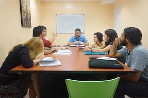 hoc-tieng-anh-voi-giao-vien-ban-ngu-tai-philippines-genius