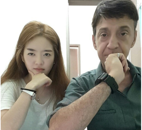 aelc-hai-hoa-giua-giao-vien-ban-ngu-va-philippines-2