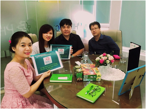 bao-cao-tham-quan-truong-iroom-2