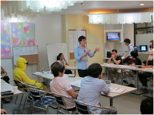 bao-cao-tham-quan-truong-iroom-3