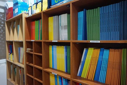 ms-saki-quan-ly-truong-anh-ngu-cij-classic-tai-cebu-1