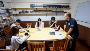 lop-hoc-voi-giao-vien-ban-ngu-truong-cip