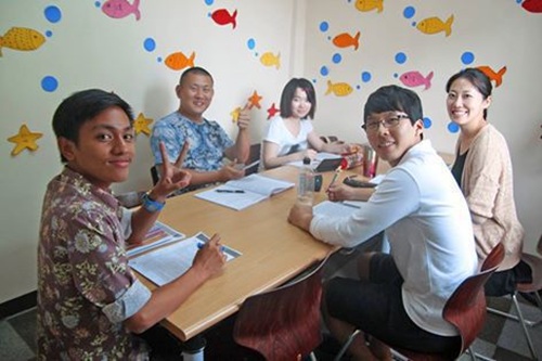 hanh-phuc-moi-ngay-thuc-day-va-duoc-noi-tieng-anh-tai-cij