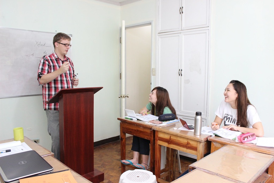 truong-a-j-chuong-trinh-hoc-phu-hop-tu-so-cap-den-cao-cap