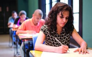 doi-dieu-ve-ky-thi-ielts-tai-viet-nam