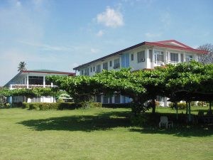 hoc-tap-voi-chi-phi-thap-tai-truong-anh-ngu-eg1