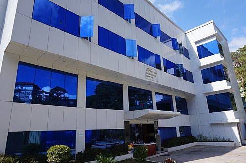 luyen-ielts-voi-giao-vien-ielts-7-5-tai-truong-pines-chapis