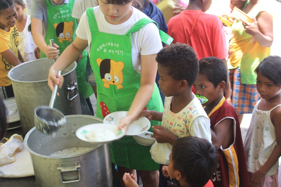 thoi-gian-duoc-phep-ra-ngoai-va-gio-gioi-nghiem-tai-truong-gs